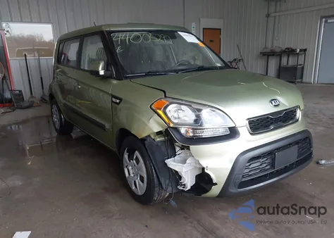 2013 Kia Soul z USA, uszkodzony, nr VIN KNDJT2A55D7571594